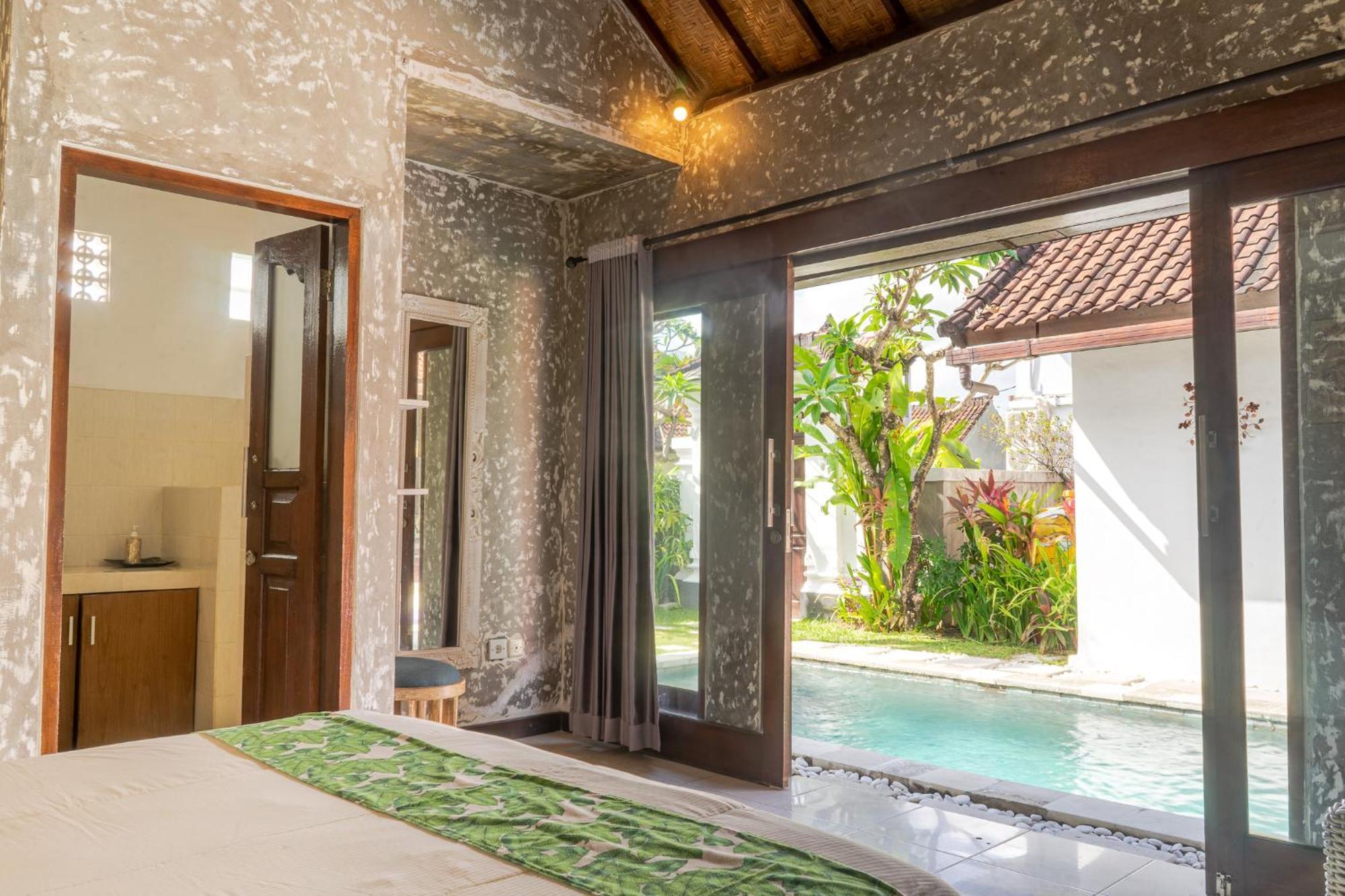 Villa Salya - 3Br - Private Pool - 1Min Walk To La Favela! Seminyak Exterior foto